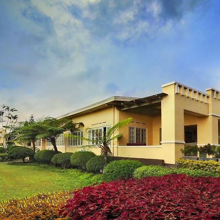 Hotel Indah Palace Tawangmangu Buitenkant foto